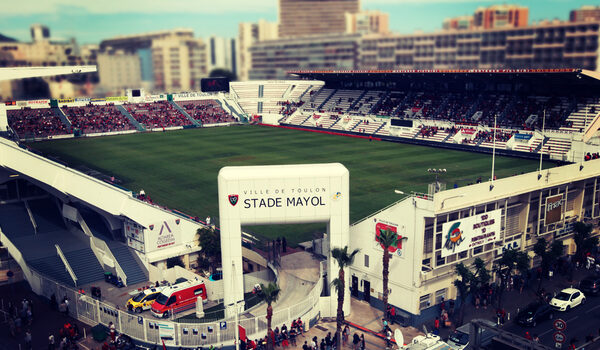 Travel to Toulon with the team!